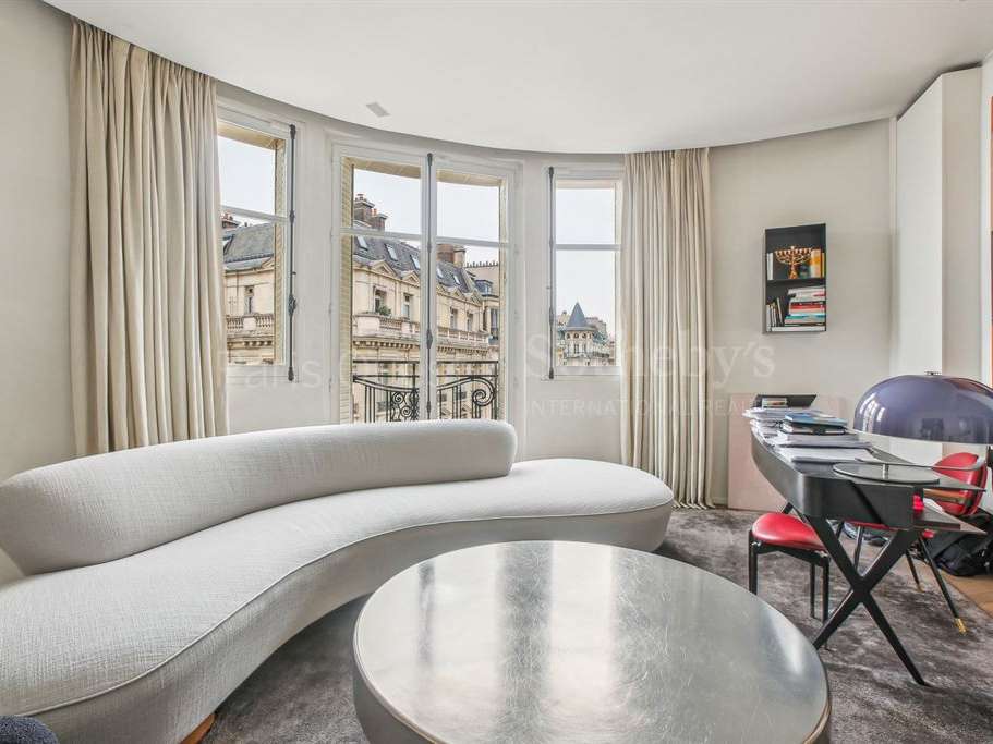 Apartment Paris 16e