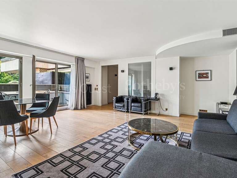Appartement Paris 16e - 1 chambre - 76m²