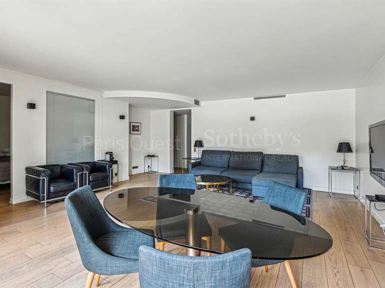 Appartement Paris 16e - 1 chambre - 76m²