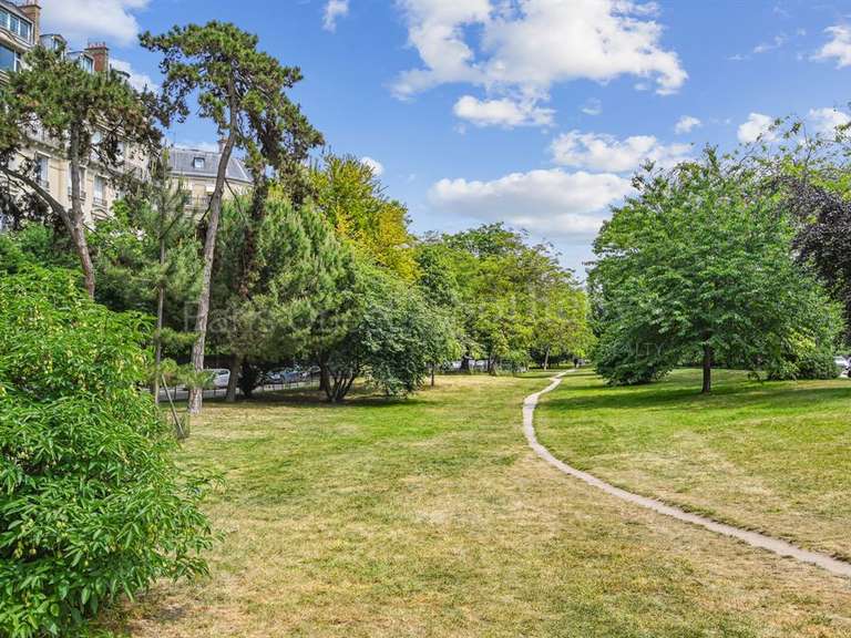 Appartement Paris 16e - 1 chambre - 76m²