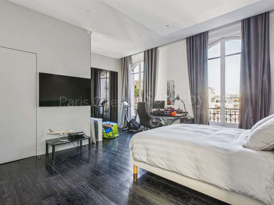 Apartment Paris 16e
