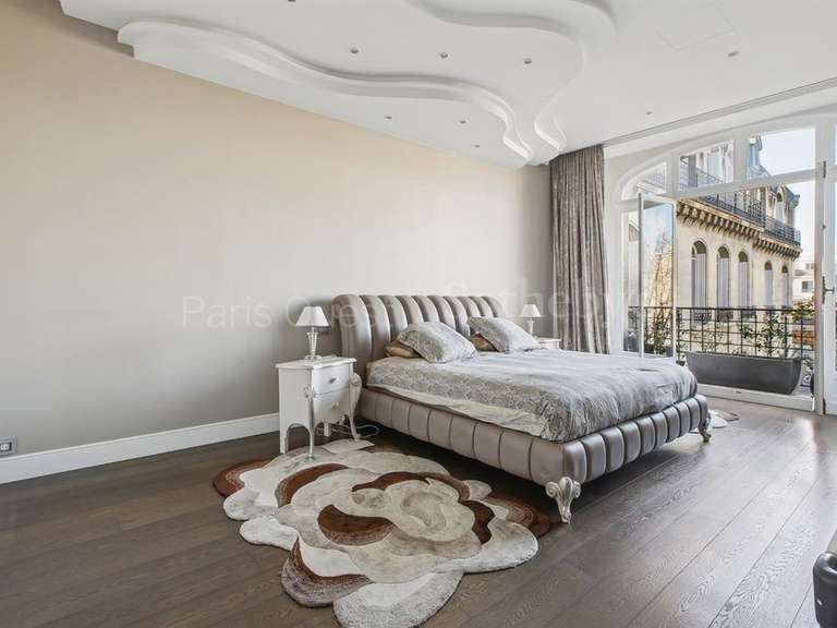 Apartment Paris 16e - 5 bedrooms - 368m²