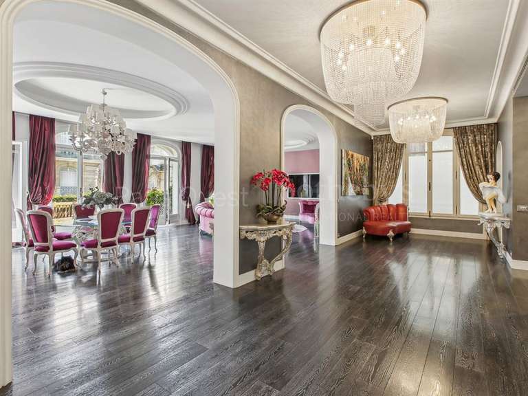 Apartment Paris 16e - 5 bedrooms - 368m²