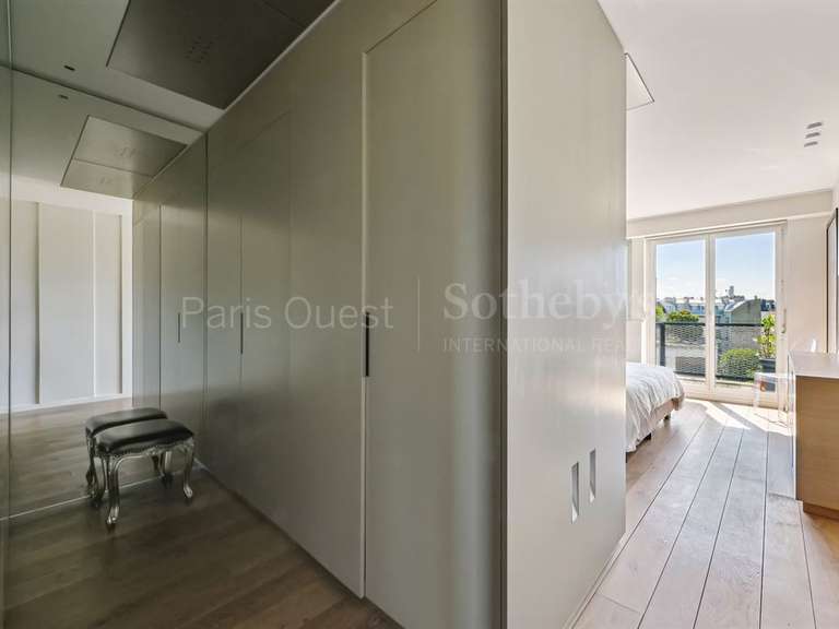 Appartement Paris 16e - 1 chambre - 116m²