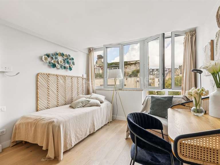 Appartement Paris 16e - 2 chambres - 93m²