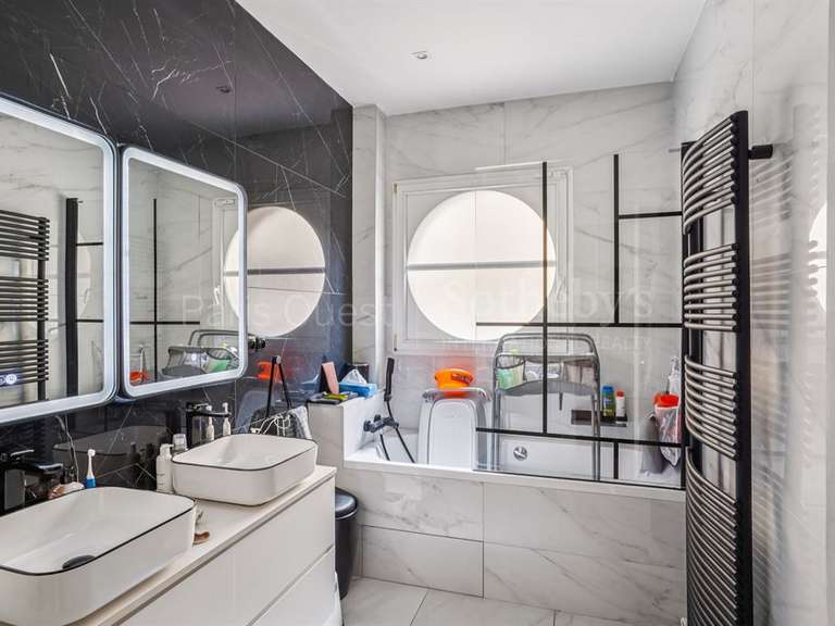 Apartment Paris 16e - 3 bedrooms - 123m²