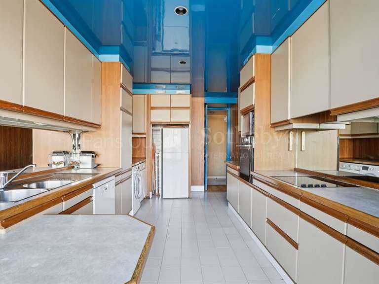 Appartement Paris 16e - 2 chambres - 135m²