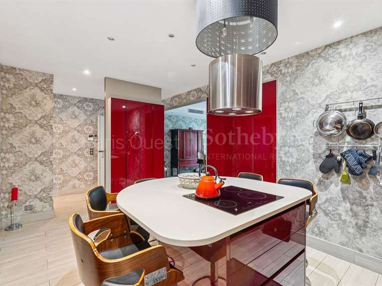 Appartement Paris 16e - 2 chambres - 106m²