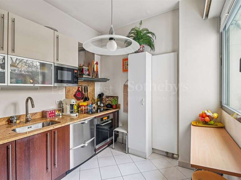 Appartement Paris 16e - 2 chambres - 120m²