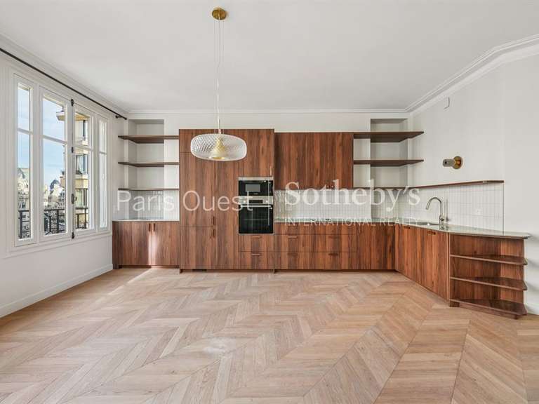 Appartement Paris 16e - 3 chambres - 111m²