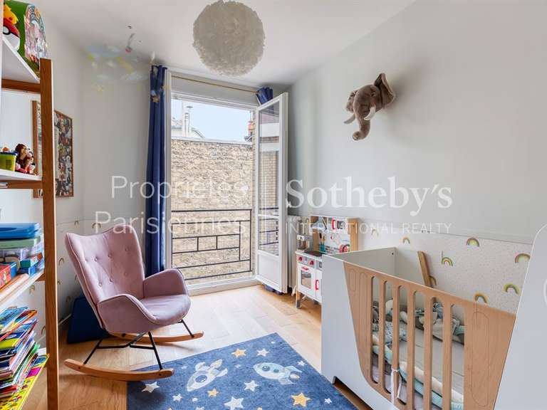Apartment Paris 16e - 4 bedrooms - 113m²