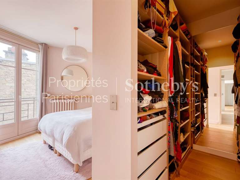 Apartment Paris 16e - 4 bedrooms - 113m²