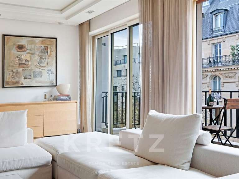 Appartement Paris 16e - 2 chambres - 128m²