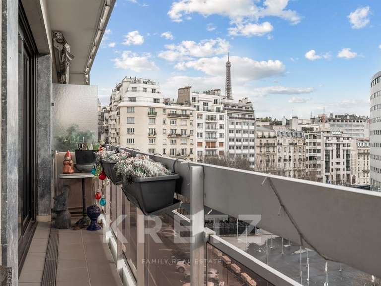 Appartement Paris 16e - 2 chambres - 120m²
