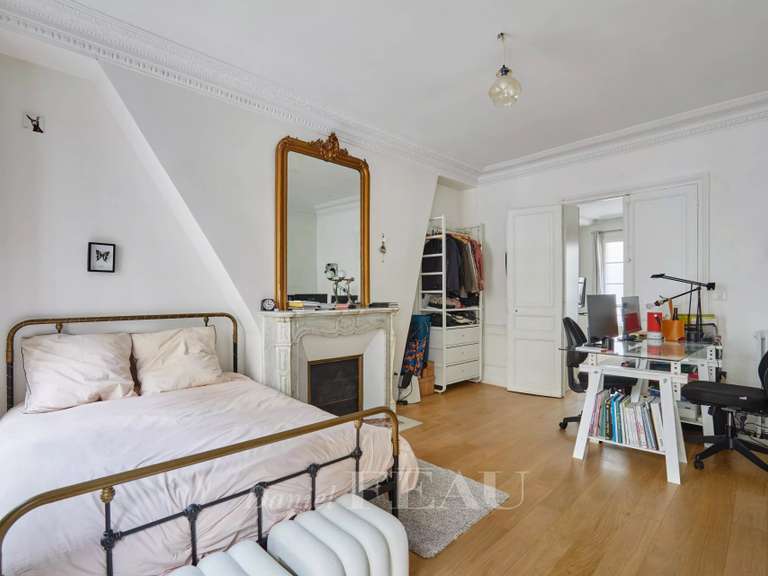 Appartement Paris 16e - 3 chambres - 93m²