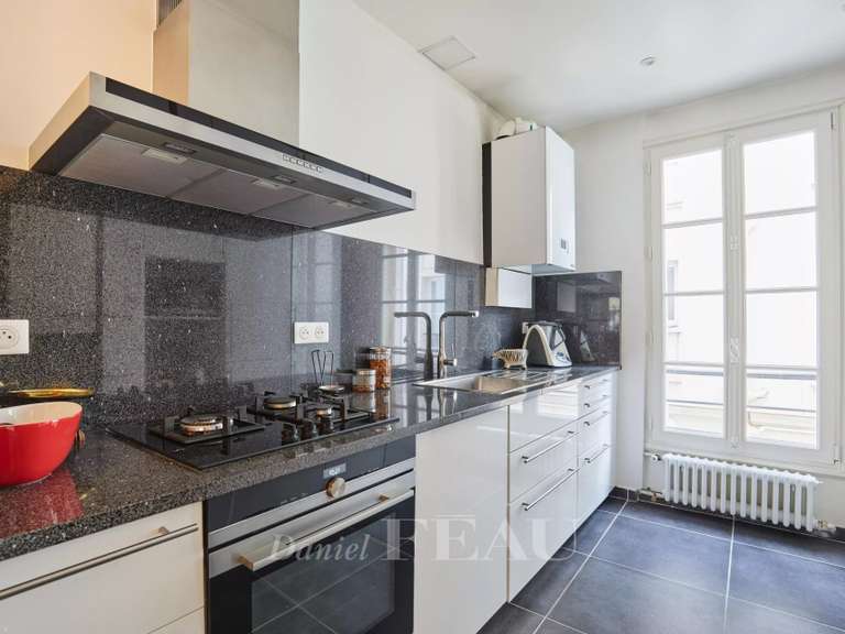 Appartement Paris 16e - 3 chambres - 93m²
