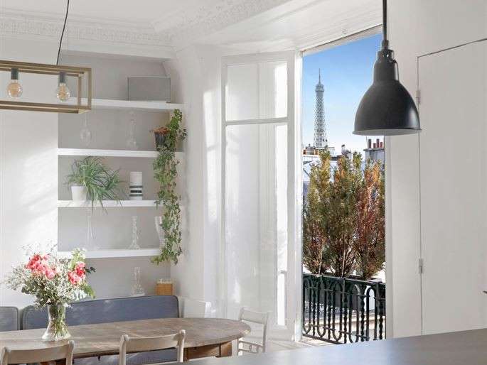 Appartement Paris 16e - 3 chambres - 168m²