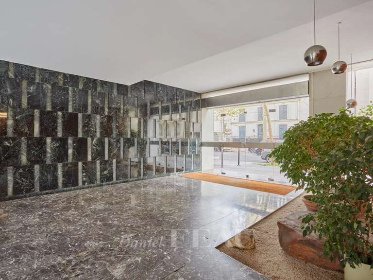 Appartement Paris 16e - 3 chambres - 191m²