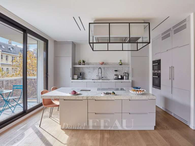 Appartement Paris 16e - 3 chambres - 191m²