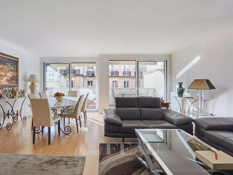 Appartement Paris 16e - 2 chambres - 90m²