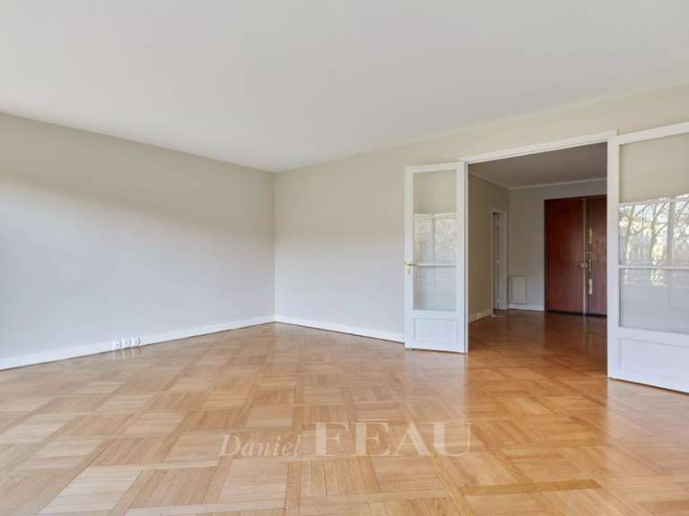 Appartement Paris 16e - 3 chambres - 155m²