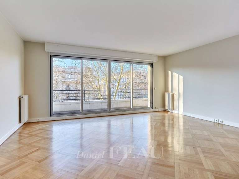 Appartement Paris 16e - 3 chambres - 155m²