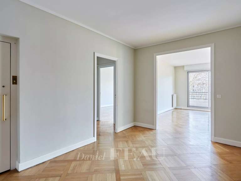 Appartement Paris 16e - 3 chambres - 155m²