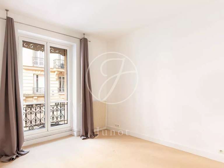 Appartement Paris 16e - 3 chambres - 120m²