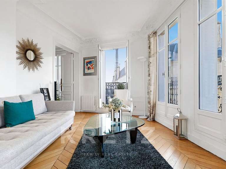Appartement Paris 16e - 2 chambres - 107m²