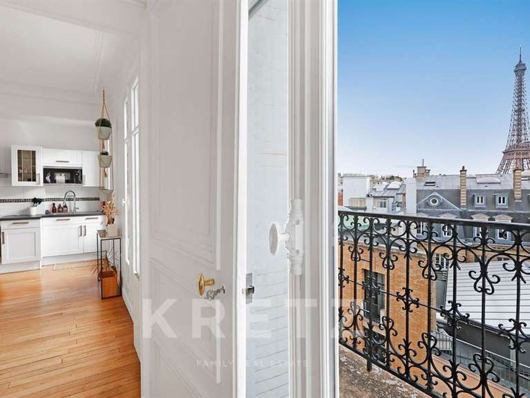 Appartement Paris 16e - 2 chambres - 107m²