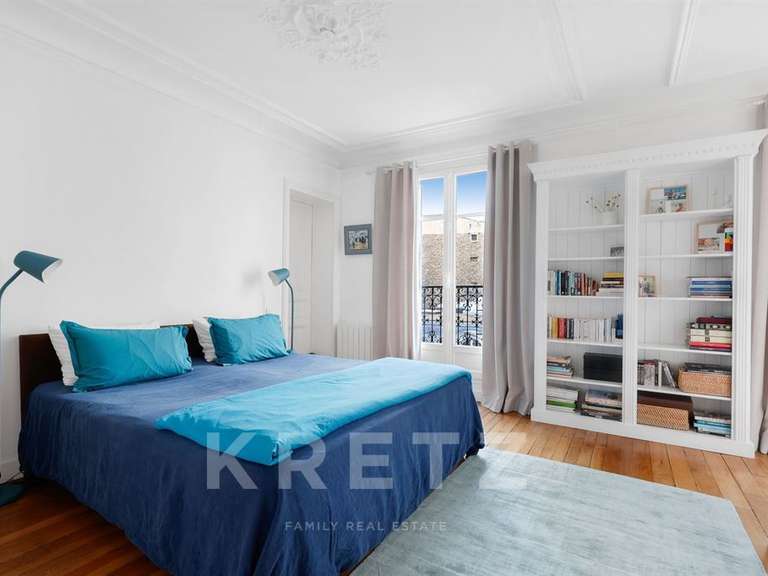 Appartement Paris 16e - 2 chambres - 107m²
