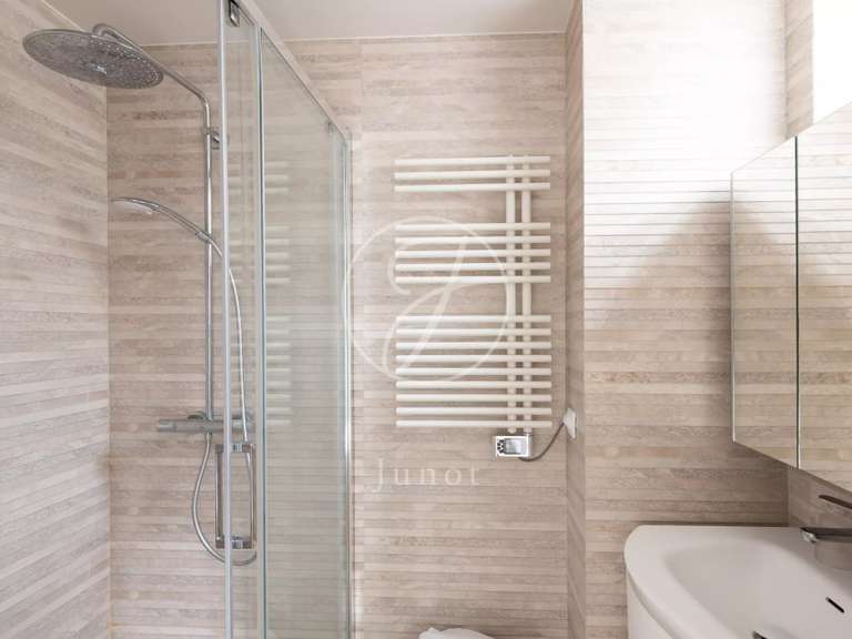 Apartment Paris 16e - 3 bedrooms - 137m²