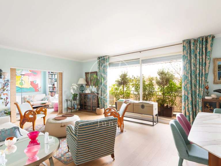 Apartment Paris 16e - 3 bedrooms - 137m²