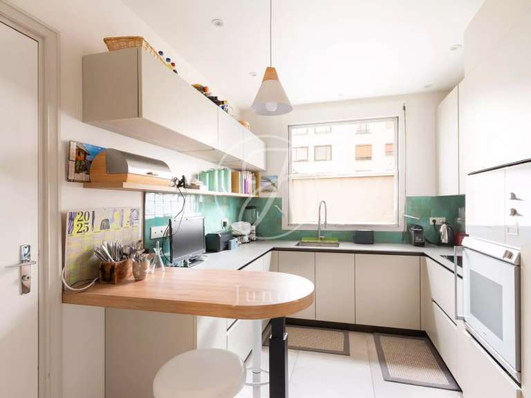 Apartment Paris 16e - 3 bedrooms - 137m²