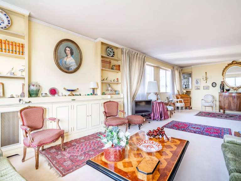 Appartement Paris 16e - 3 chambres - 116m²