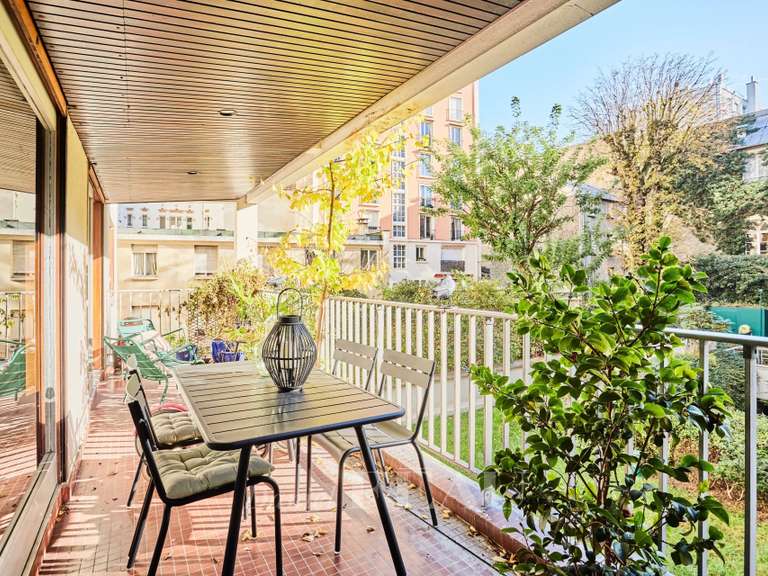 Appartement Paris 16e - 2 chambres - 95m²