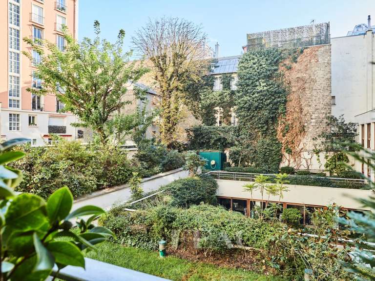 Appartement Paris 16e - 2 chambres - 95m²