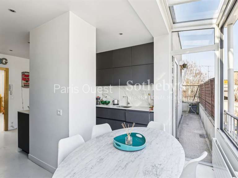 Appartement Paris 16e - 3 chambres - 193m²