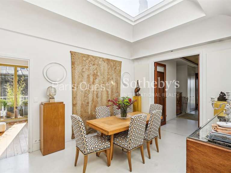 Appartement Paris 16e - 3 chambres - 193m²