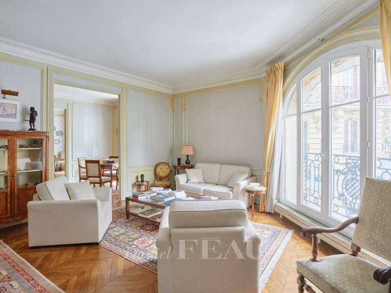 Appartement Paris 16e - 4 chambres - 171m²