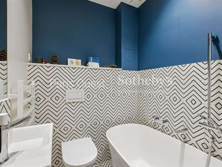 Appartement Paris 16e - 2 chambres - 80m²