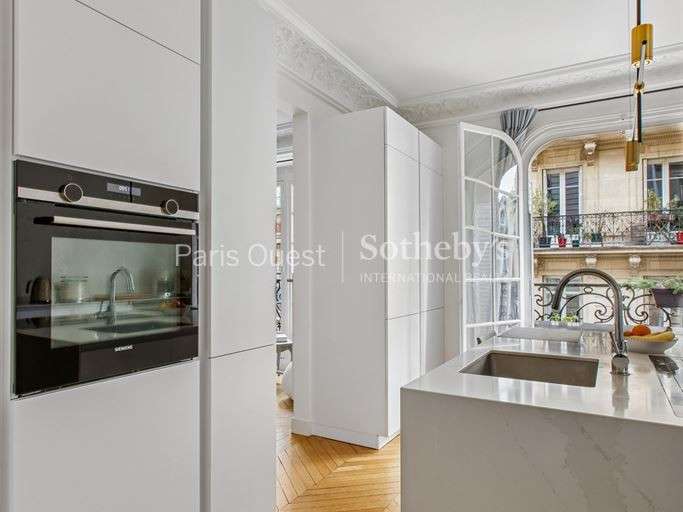 Apartment Paris 16e