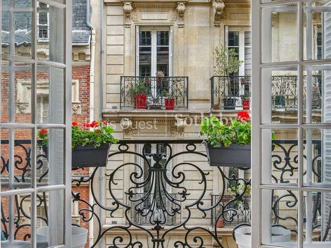 Apartment Paris 16e