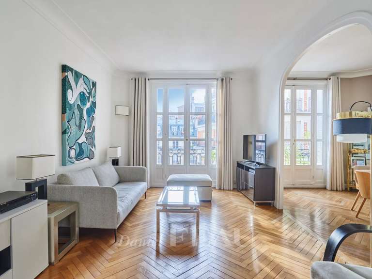 Apartment Paris 16e - 3 bedrooms - 136m²