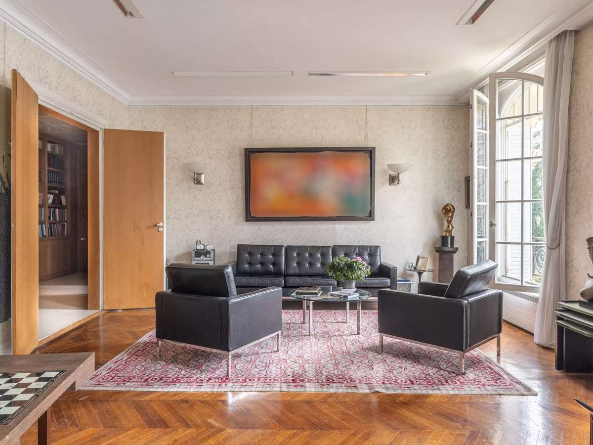Apartment Paris 16e