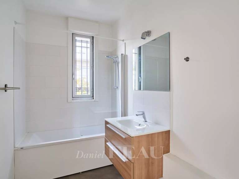 Apartment Paris 16e - 3 bedrooms - 127m²