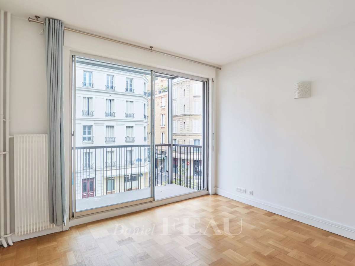Apartment Paris 16e