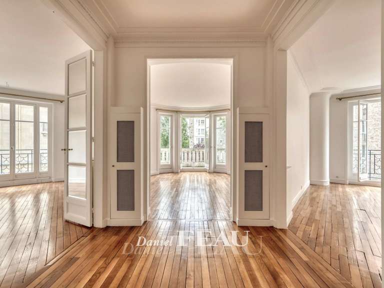 Apartment Paris 16e - 3 bedrooms - 159m²