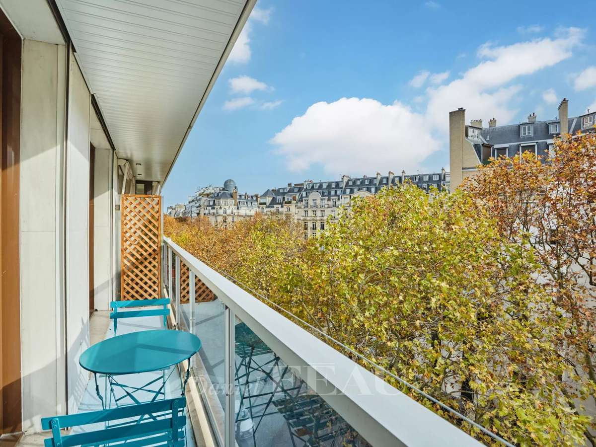 Apartment Paris 16e