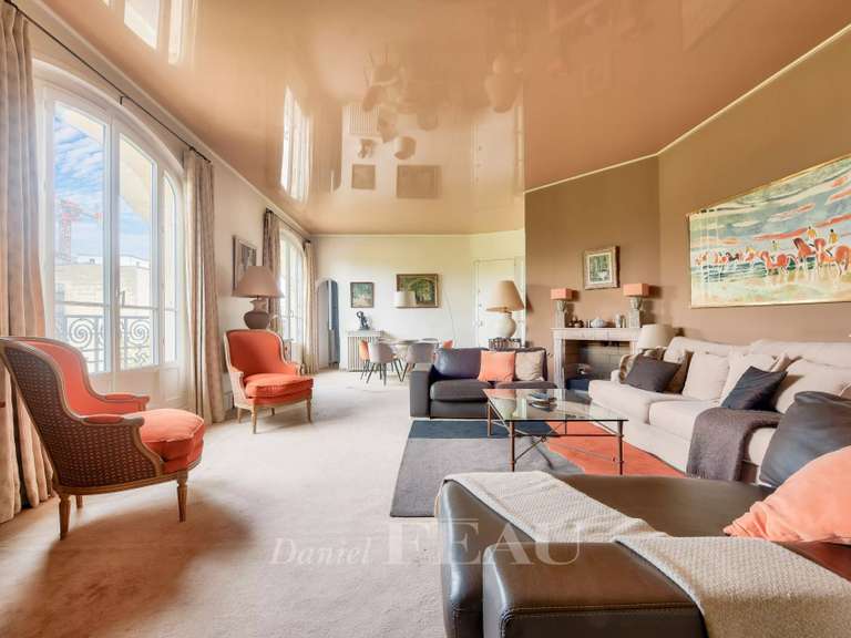Appartement Paris 16e - 3 chambres - 138m²